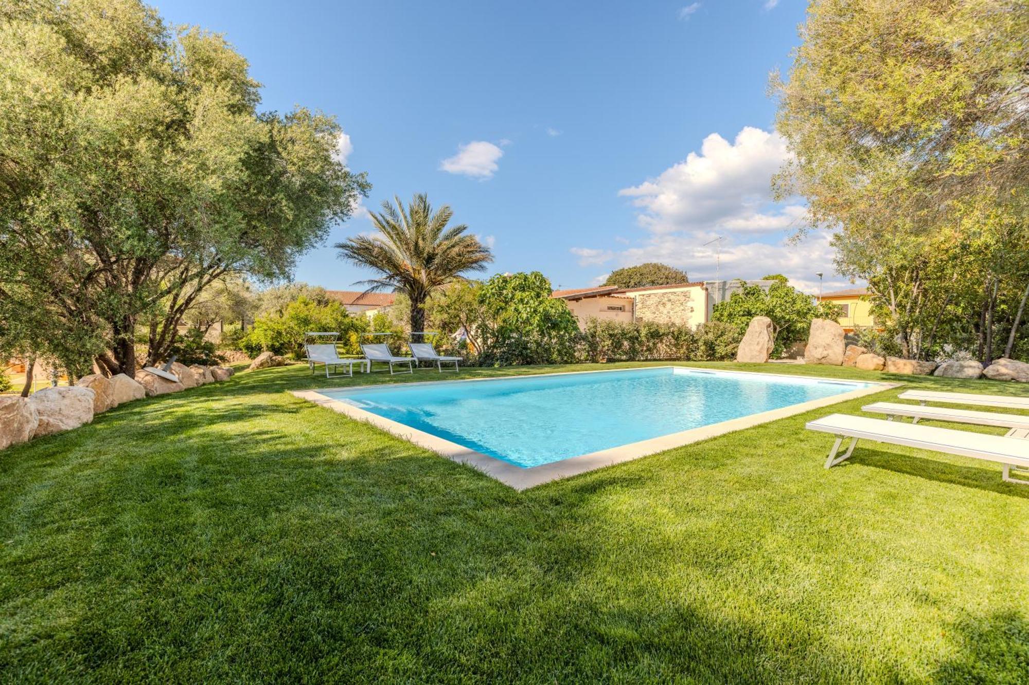 Stazzo San Teodoro L'Olivastro Piscina Condivisa Apartment Екстериор снимка